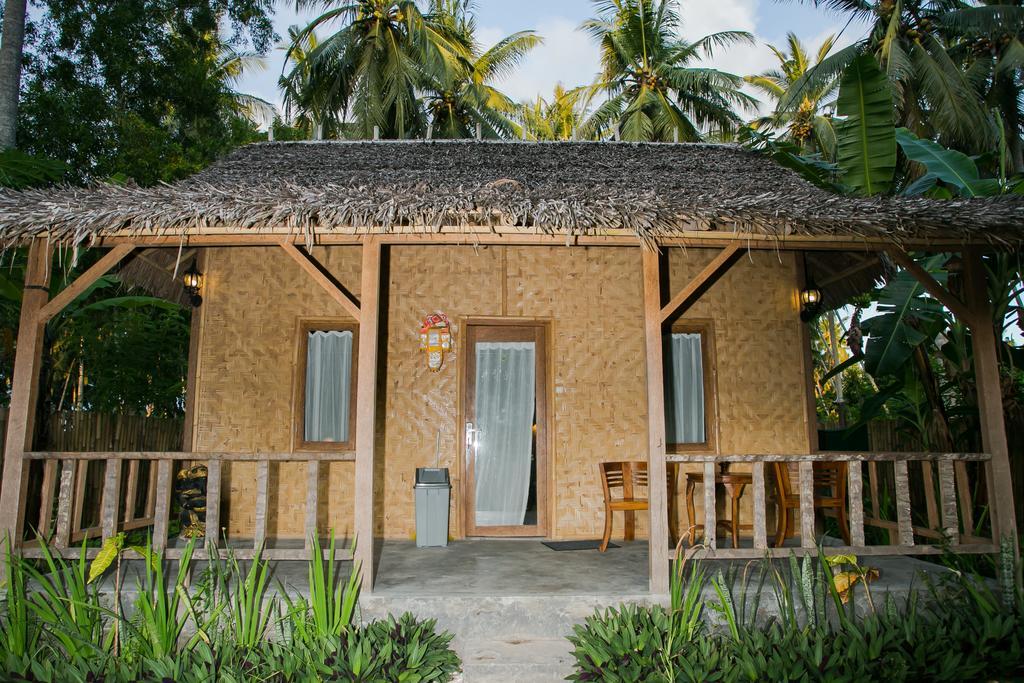 Full Moon Hostel Nusa Penida Eksteriør bilde