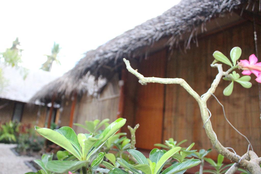 Full Moon Hostel Nusa Penida Eksteriør bilde