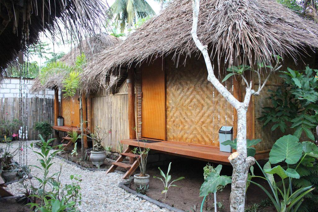 Full Moon Hostel Nusa Penida Eksteriør bilde