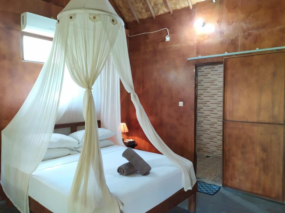 Full Moon Hostel Nusa Penida Eksteriør bilde